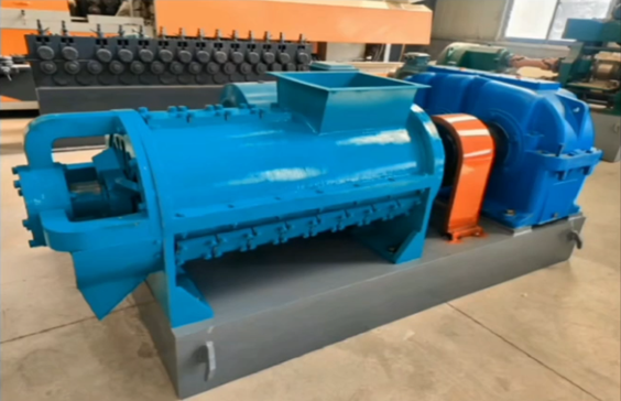 Type 600 screw grinder