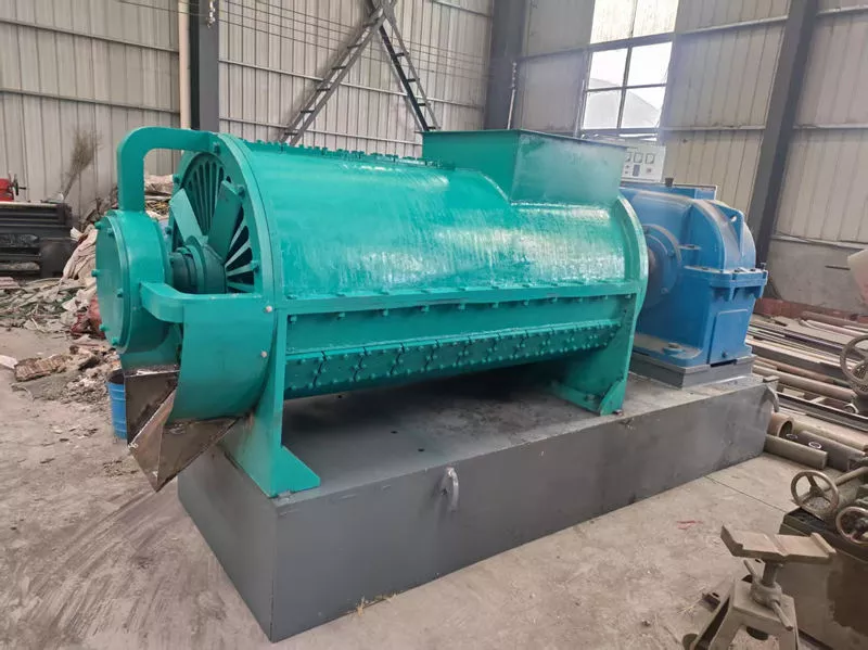 Type 800 screw grinder